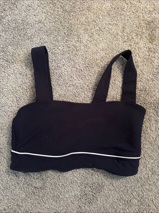 all in motion Other - Black sports bra with Contrast Piping